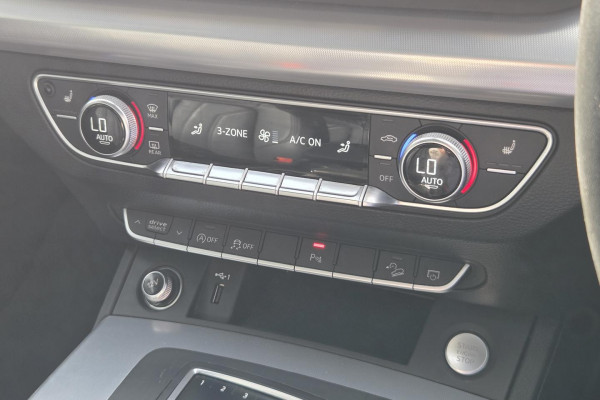 2019 MY20 Audi Q5 FY 40 TDI design SUV Image 13