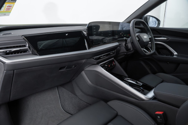 2025 Audi SQ5 GU  SUV image 9