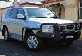 Toyota Landcruiser GXL VDJ200R 