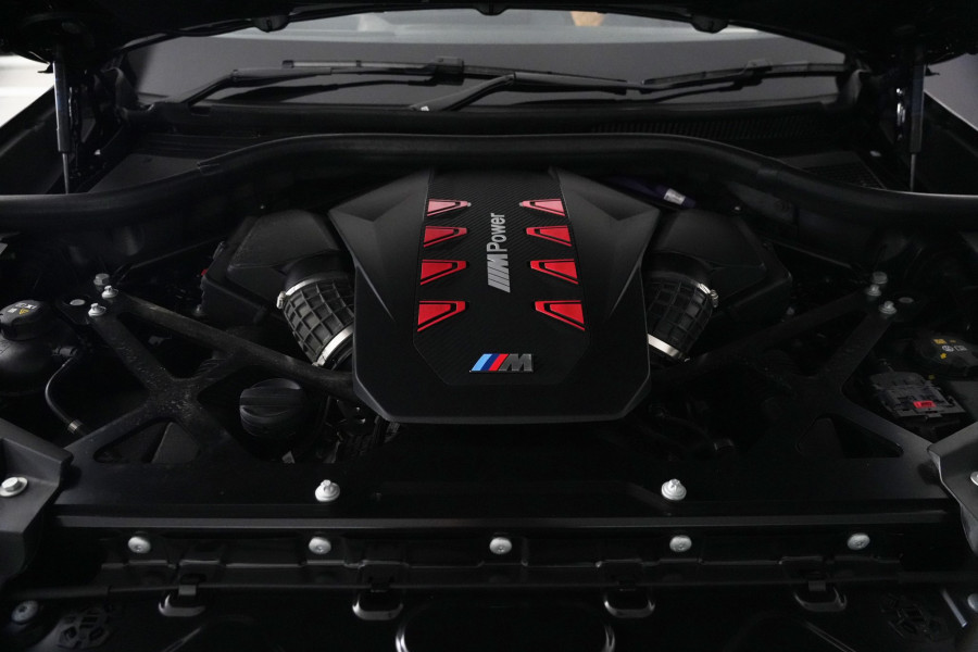2025 BMW X5 M Competition Mhev SUV Image 14
