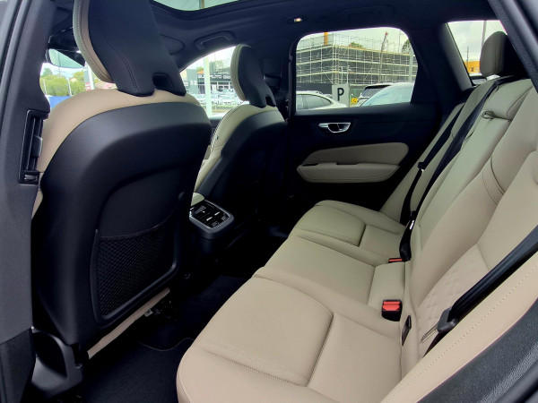 2026 Volvo XC60 UZ Plus B5 Bright SUV image 11