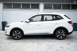 2025 MG ZS ZS32 Essence Turbo SUV