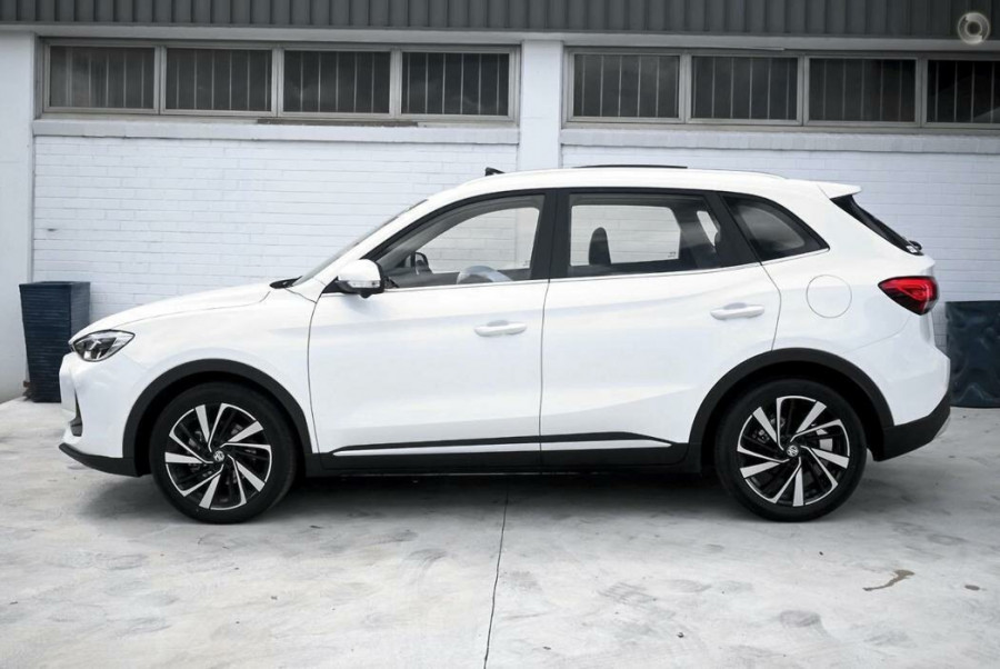2025 MG ZS ZS32 Essence Turbo SUV Image 10