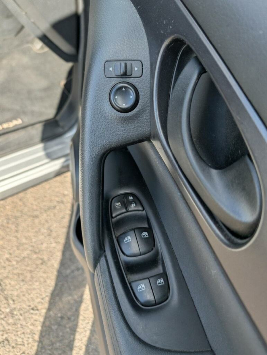 2019 Nissan QASHQAI J11 Series 2 ST SUV Image 11