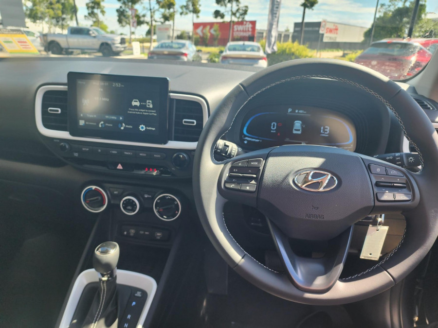 2025 Hyundai Venue QX.V5 Active SUV Image 11