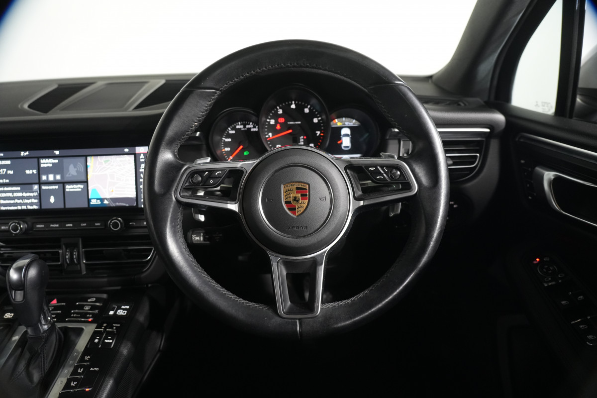 2021 Porsche Macan SUV