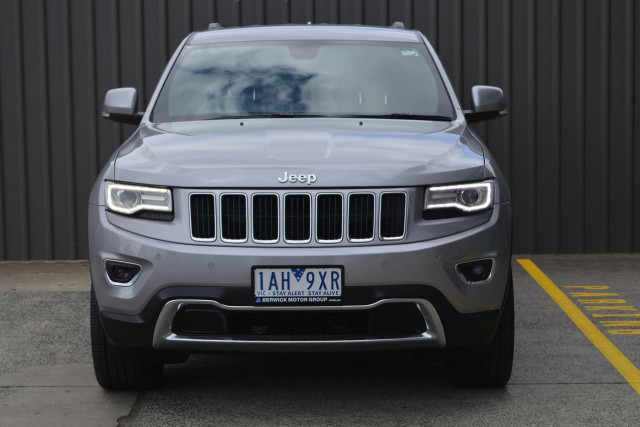 2014 Jeep Grand Cherokee Limited 23 of 27