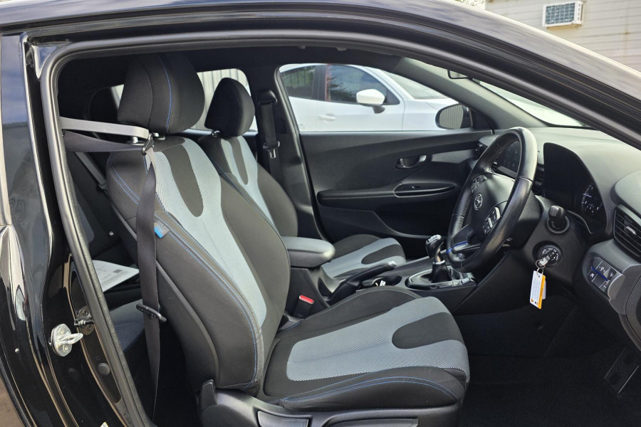 2019 MY20 Hyundai Veloster JS  Coupe Image 9