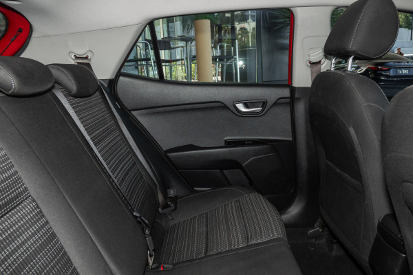 2021 MY22 Kia Stonic YB Sport SUV Image 9