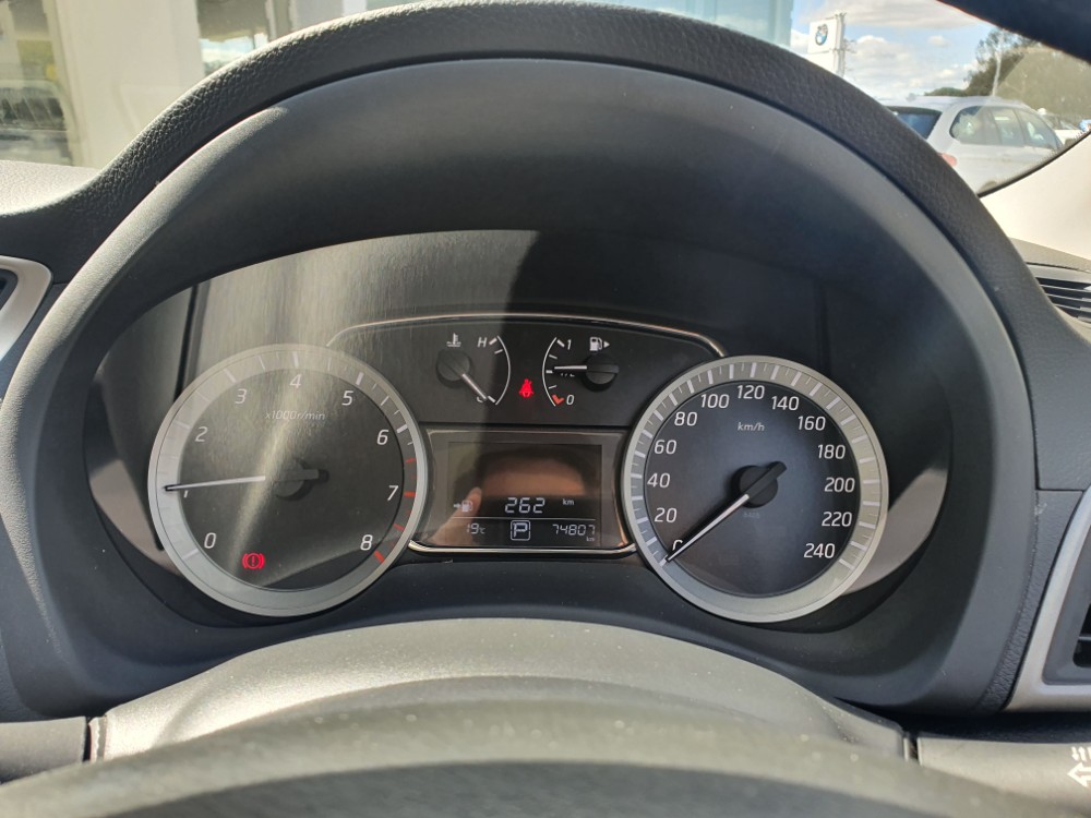 2015 Nissan Pulsar C12 SERIES 2 ST Hatch Image 7