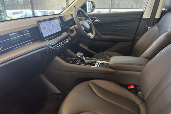 2025 MG HS MGNHS1.5DCTESSE25 Essence SUV