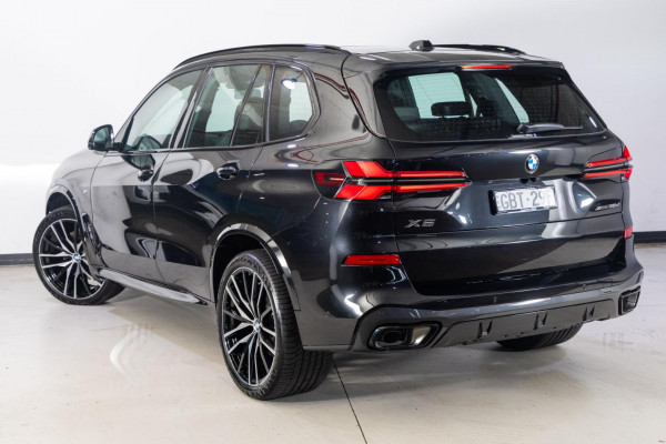 2026 BMW X5 G05 LCI xDrive30d M Sport SUV image 5