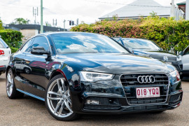 Audi A5 + 8T  S line