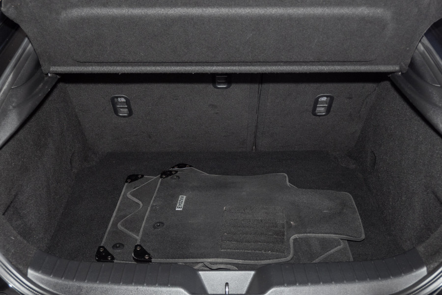 2023 Mazda 3 BP Series G20 Touring Hatch Image 17