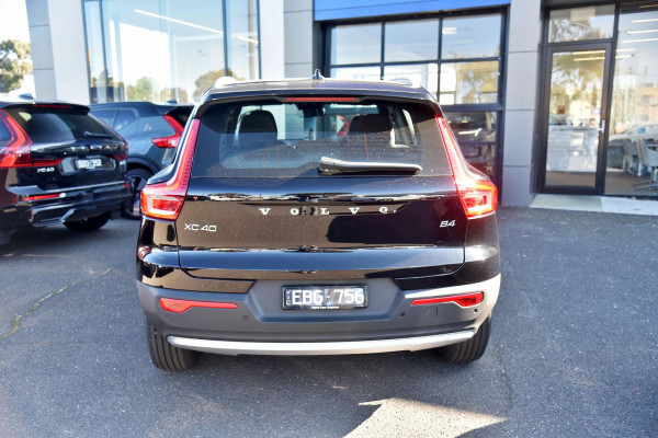 2026 Volvo XC40 XZ Plus B4 SUV Image 4