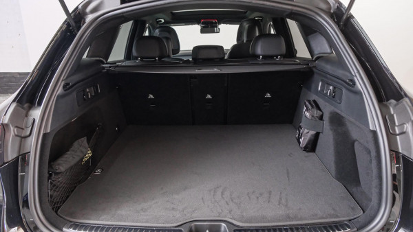 2025 Mercedes-Benz GLC-Class X254 GLC200 SUV image 9