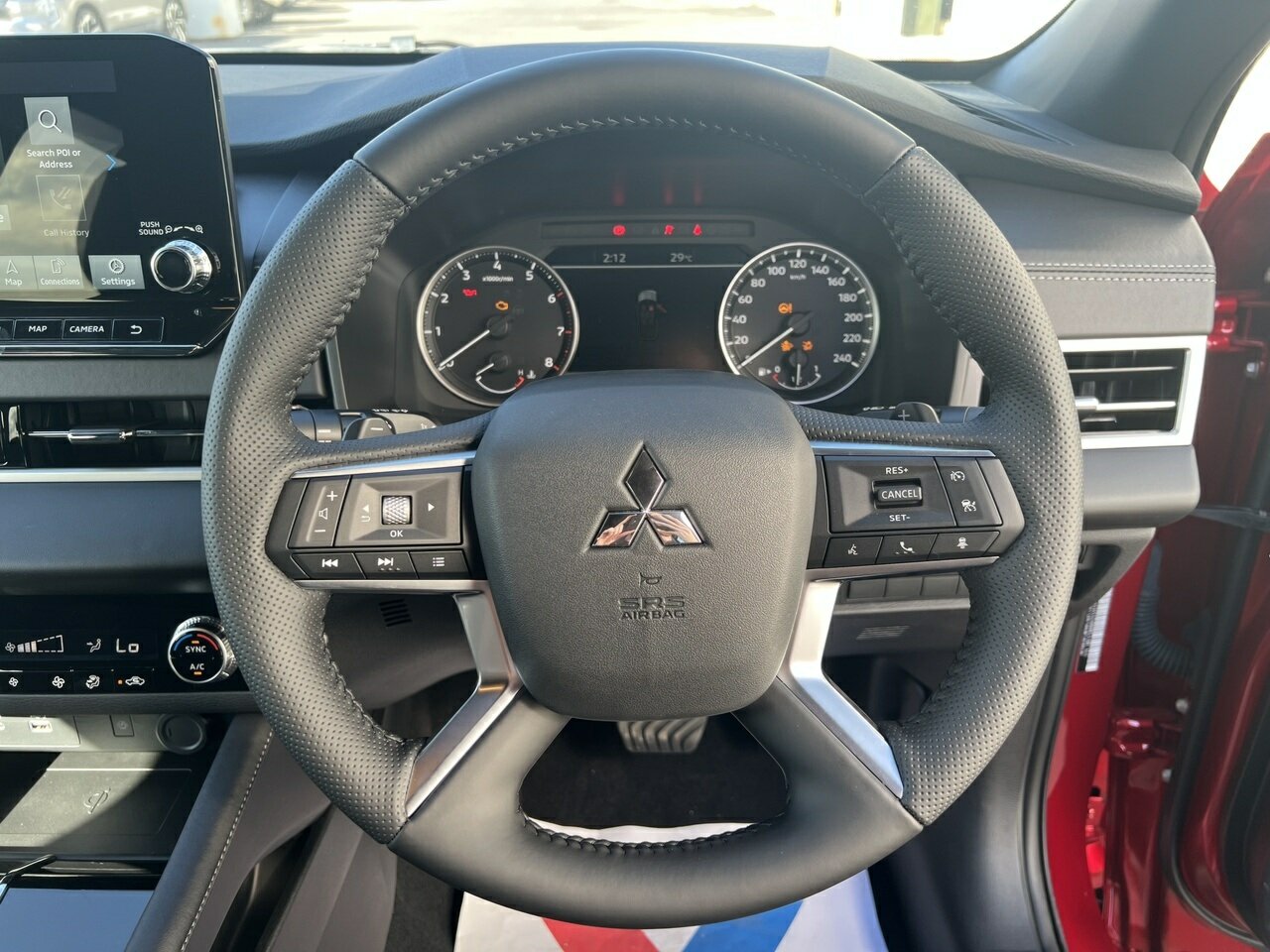 2024 Mitsubishi Outlander ZM Black Edition SUV Image 12