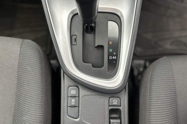 2021 Toyota Yaris Cross MXPB10R GX SUV Image 16