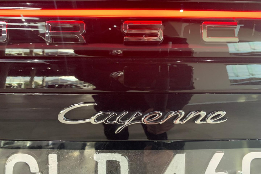 2022 Porsche Cayenne 9YA  SUV