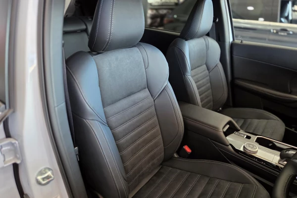 2025 Mitsubishi Outlander ZM LS SUV Image 12
