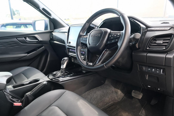 2025 MY25.5 Isuzu D-MAX RG BLADE Ute Image 7