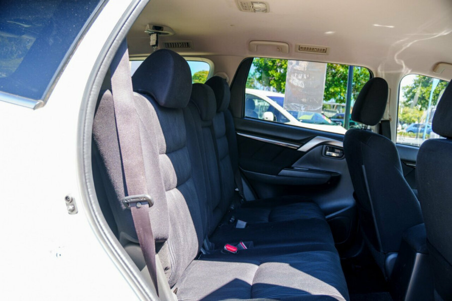 2016 MY17 Mitsubishi Pajero Sport QE GLX SUV Image 10