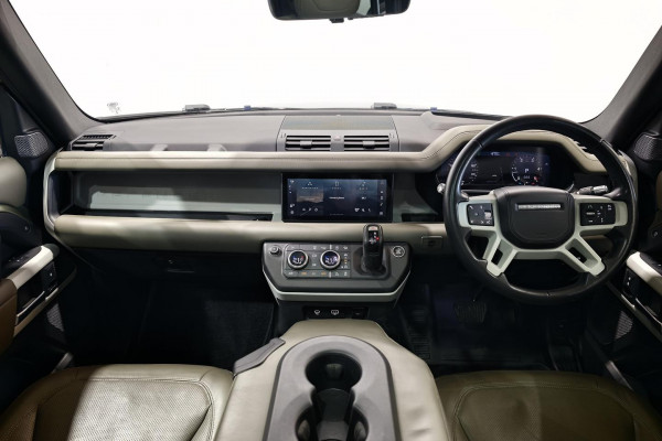 2021 Land Rover Defender L663 110 D300 SE SUV Image 9