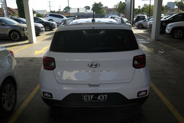 2023 Hyundai Venue QX.V5 Elite SUV Image 5