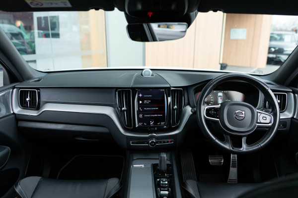 2021 Volvo XC60 UZ T8 Polestar SUV Image 5