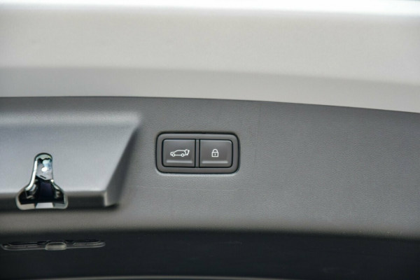 2026 Hyundai Santa Fe Hybrid MX5.V2 Calligraphy 7 seat SUV Image 9