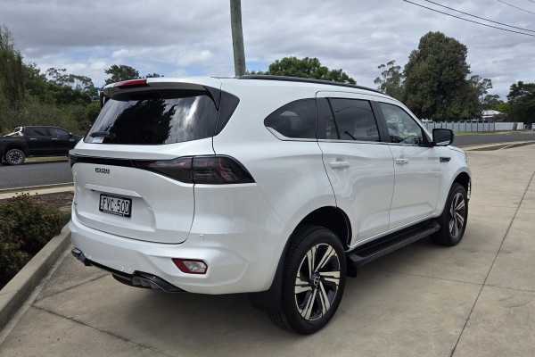 2025 MY25.5 Isuzu MU-X RJ LS-T SUV Image 25