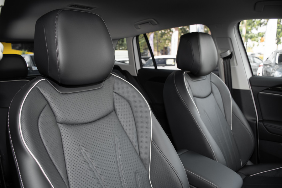 2026 Volkswagen Tiguan CT 110TSI Elegance SUV Image 9
