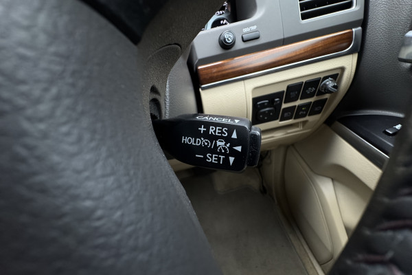 2017 Toyota LandCruiser VDJ200R Sahara SUV Image 28