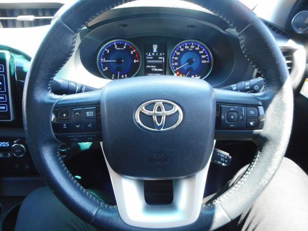 2016 Toyota HiLux GUN126R SR5 Utility