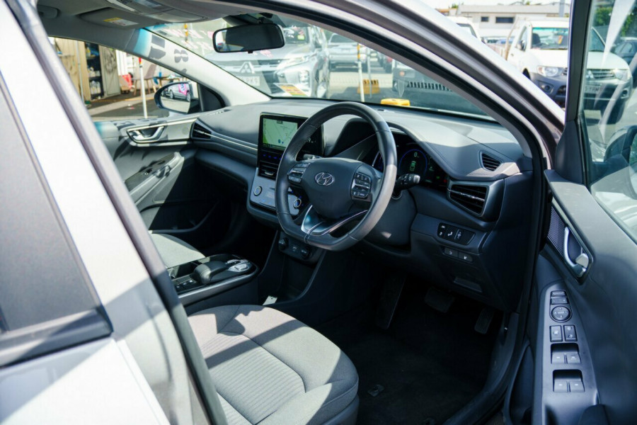 2022 Hyundai IONIQ AE.V4 Electric Elite Coupe Image 15
