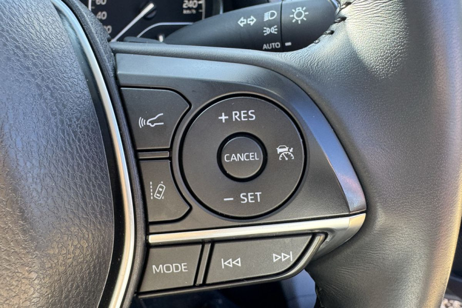 2023 Toyota Camry AXVH70R SX Hybrid Sedan Image 7