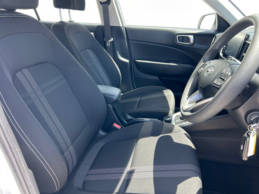 2025 Hyundai Venue QX.V5  SUV Image 15