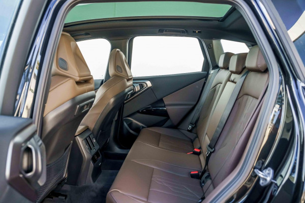 2025 BMW X3 G45 20 xDrive SUV image 9