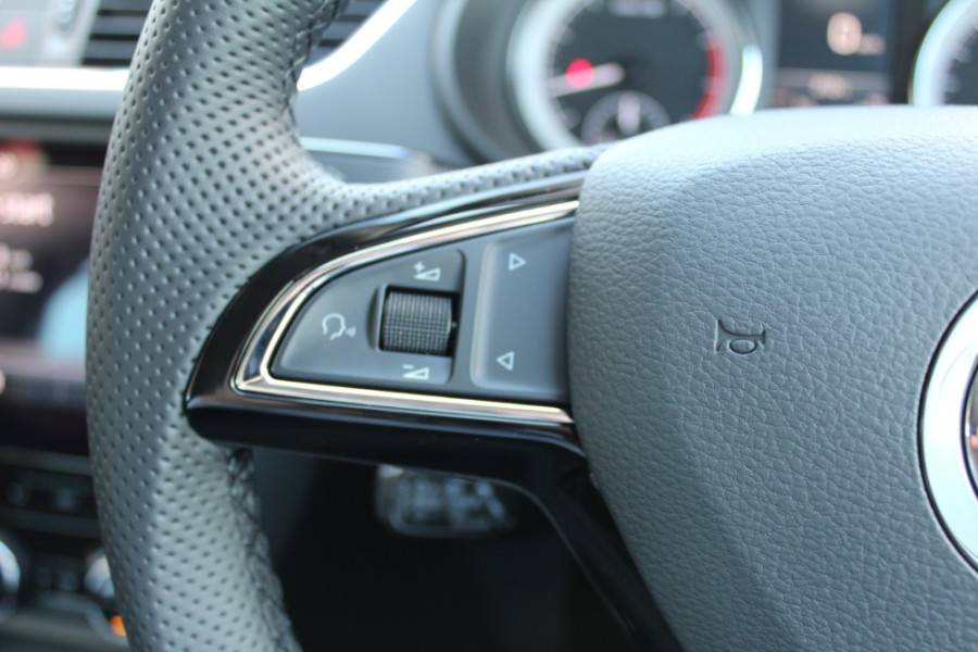 2018 MY19 Skoda Octavia NE Sport Wagon Wagon Image 11