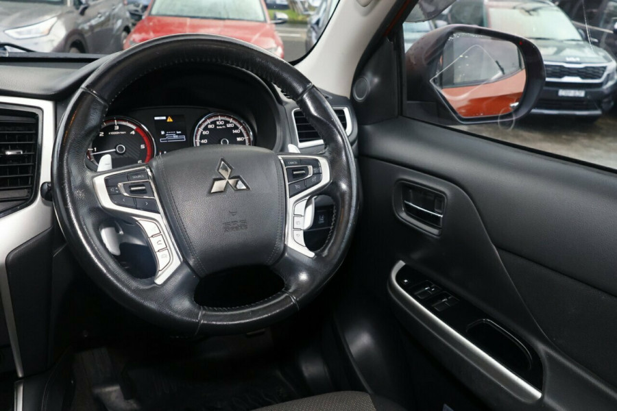 2019 MY20 Mitsubishi Triton MR Toby Price Edition Ute Image 6