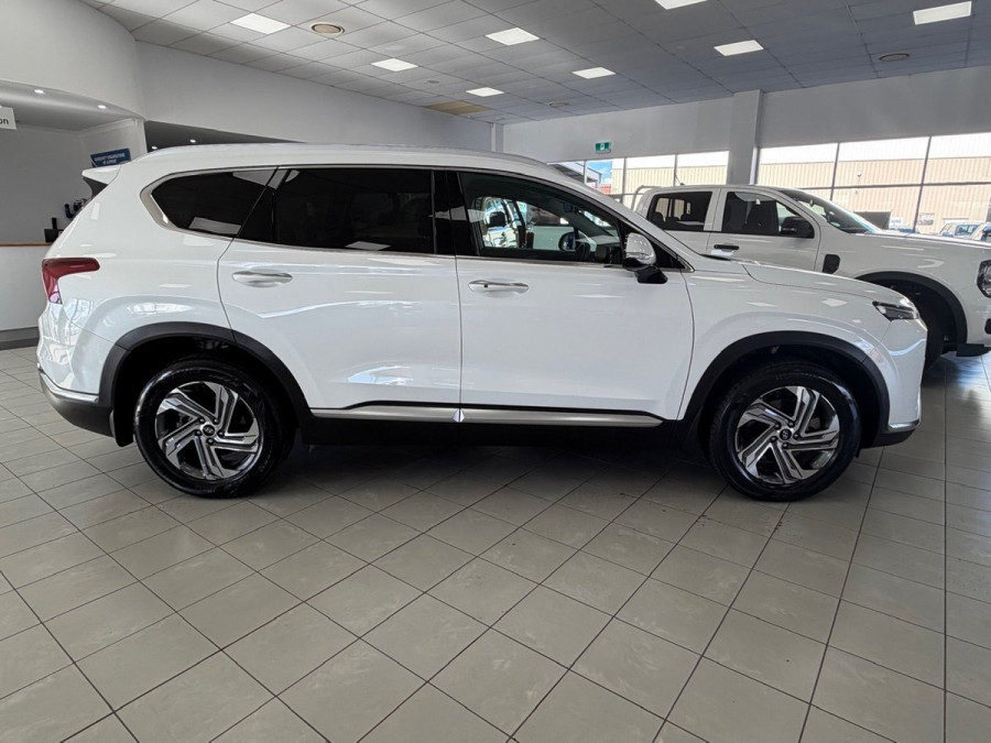 2023 Hyundai Santa Fe TM.V4 Active SUV Image 8
