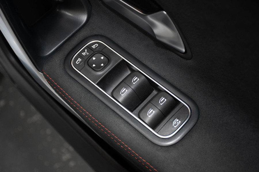 2022 Mercedes-Benz CLA-Class 250 4matic Coupe Image 13