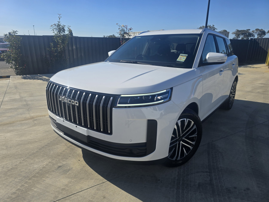 2026 Jaecoo J5  Track SUV Image 3