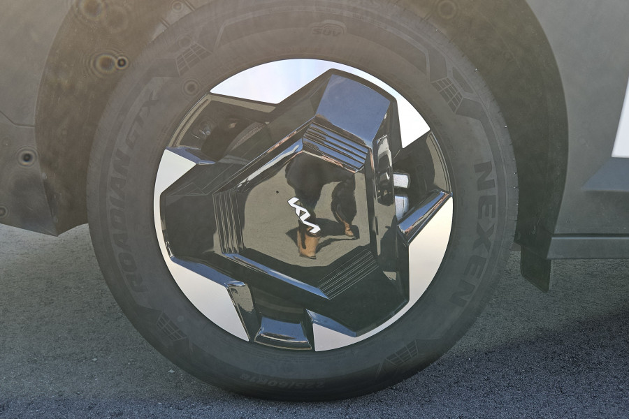 2024 MY25 Kia EV5 OVc Air Long Range SUV Image 11