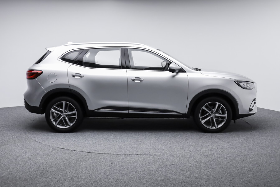 2025 MG HS Plug-in Hybrid Essence SUV Image 8