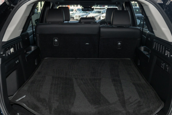 2026 MY25 Mazda CX-70 KJ G50e GT SUV Image 18
