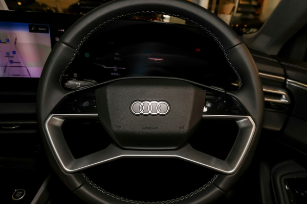2025 Audi A5 B10 TFSI 150kW S line Sedan image 9