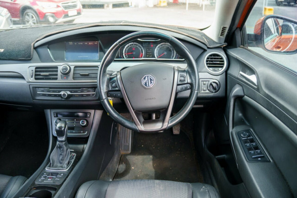 2017 MG MG6 PLUS IP2X Core Hatch Image 9