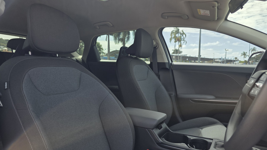 2025 MY26 Kia K4 CL4m Sport Hatch Image 19