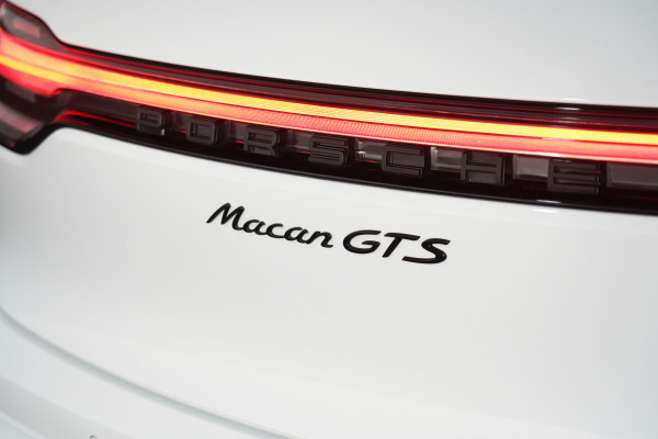 2022 Porsche Macan GTS SUV Image 18